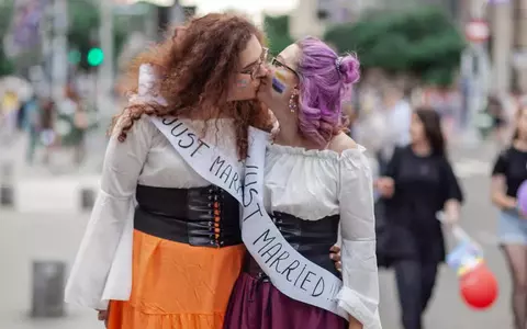 Două femei s-au căsătorit legal, în premieră, în România: „N-ar avea de ce să fie probleme”