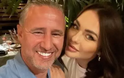 Imagine rară cu Corina Caciuc și fiul Liam. Ce fotografii a postat Laurențiu Reghecampf pe rețelele de socializare