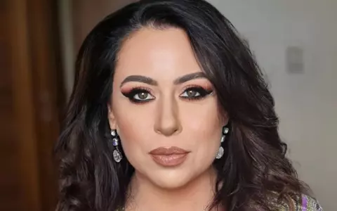 Cum arată Oana Roman în costum de baie. Imagini cu vedeta, de pe litoralul românesc