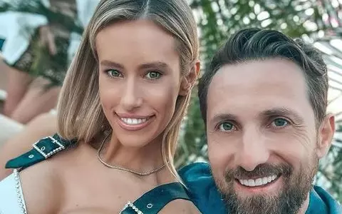 Dani Oțil a împlinit 42 de ani. Ce surpriză i-a făcut Gabriela Prisăcariu: „Cine e blonda?”