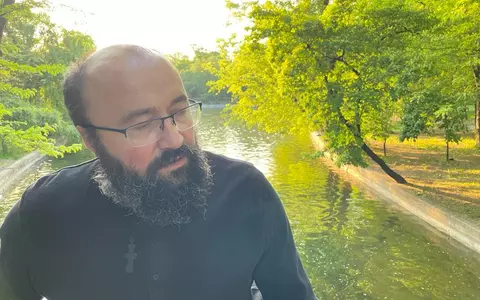 Noi informații în cazul lui Visarion Alexa. Preotul a contestat măsura controlului judiciar, procurorii insistă pentru arestarea lui