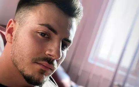 Cine este Cosmin Munteanu de la Mireasa. Părinții lui au divorțat când el avea 2 ani