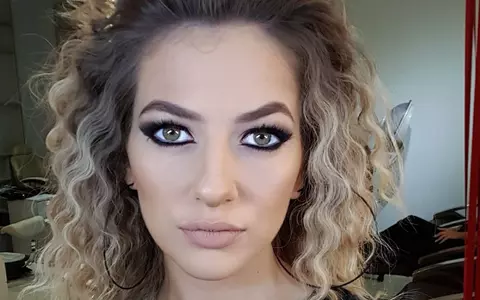 Lidia Buble a fost implicată într-un accident auto, în București. Concurenta și-a lovit mașina de 45.000 de euro