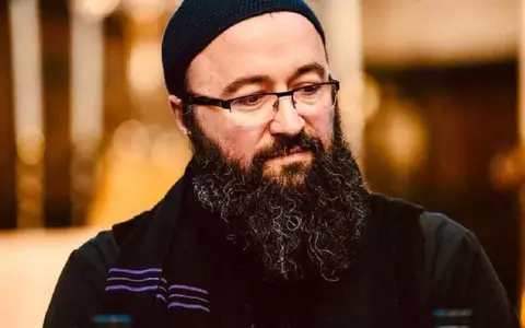 Părintele Visarion Alexa e acuzat de o a doua femeie de agresiune sexuală: "La mine abuzul a fost viol"