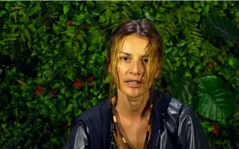 Ruxi Opulenta, momente de panică la Sunt celebru, scoate-mă de aici!: "Dacă îmi cade aia în cap?"