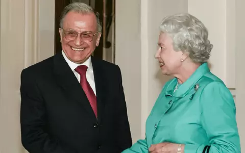 Ce mesaj a transmis Ion Iliescu, după moartea Reginei Elisabeta a II-a: „Am avut ocazia să o cunosc și să discut cu ea”