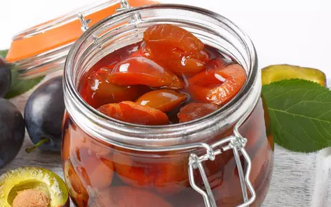 Rețetă de prune murate 