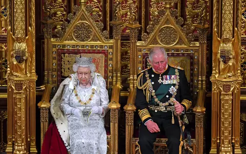Primele imagini cu Charles al III-lea, noul rege al Marii Britanii. Unde a plecat după moartea mamei sale