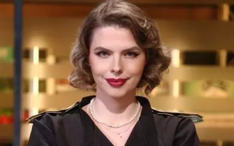 Cine este Brigitta Gheorghe de la Chefi la Cuțite. A cântat la nunta Elenei Băsescu și a apărut în videoclipul lui Snoop Dogg