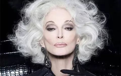 Carmen Dell'Orefice a pozat goală la 91 de ani. Este cel mai în vârstă supermodel din lume