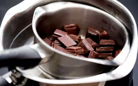 Ce înseamnă tehnica bain marie. Cum se folosește în bucătărie