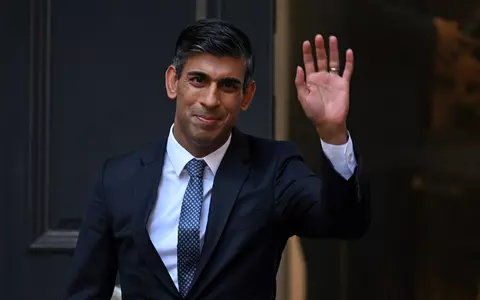 Ce avere fabuloasă are Rishi Sunak, noul premier al Marii Britanii. Este mai bogat decat Regele Charles!
