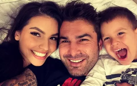 Ce mesaj de dragoste i-a trimis Adi Mutu soției sale, după 5 ani de căsătorie: "Te iubesc!"