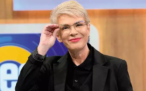 Ce părere are Teo Trandafir despre operațiile estetice: „Aș face cel puțin trei acum. Aș vrea să îmi pun sâni, să îmi fac lifting, să...” / EXCLUSIV