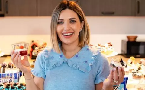 Cum își menține Ela Crăciun silueta în perioada sărbătorilor de iarnă: ”Am renunțat de mult la a ține diete”