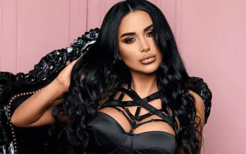 Daniela Crudu își face casă nouă, după ce a câștigat bani frumoși din OnlyFans: „Are 4 camere, living jos, 3 camere sus și 3 băi”