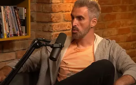 Ernest a fost sechestrat și obligat de un bărbat să se culce cu soția acestuia: "Pe jos, lângă calorifer"
