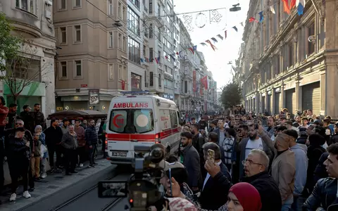 Atentatul de la Istanbul a fost comis de o femeie.  6 oameni au murit și 81 sunt răniți