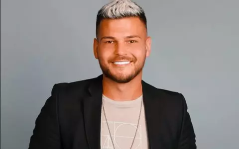 Răzvan Botezatu vrea să se căsătorească: „Sper ca iubitul meu să îmi dea inelul”