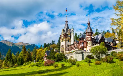Castelul Peleș, bijuterie arhitecturală a regalității românești