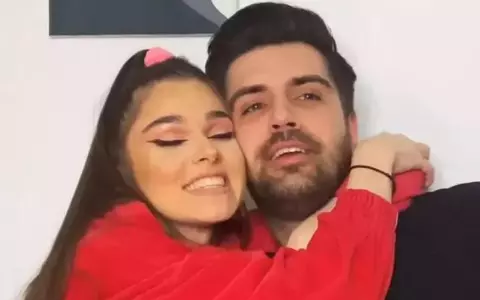 Cum se înțelege Theo Rose cu Alex Leonte, fostul iubit. Artista e acum însărcinată cu Anghel Damian: ”Ne-am luat un angajament”