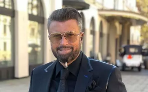 Cătălin Botezatu și-a făcut cadou de ziua lui o mașină de lux cu interiorul roz: ”Mi-o doream enorm”