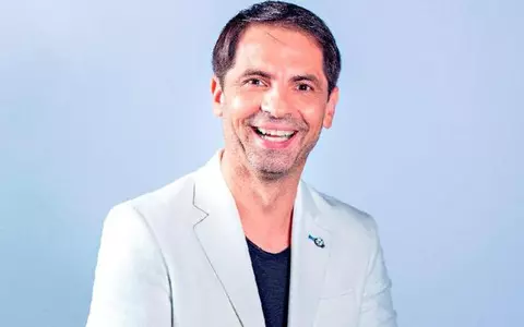 Dan Negru îi trimitea scrisori de Crăciun Moșului, în copilărie: ”Așteptam cadouri sofisticate și daruri multe”. Ce îi cere acum / EXCLUSIV