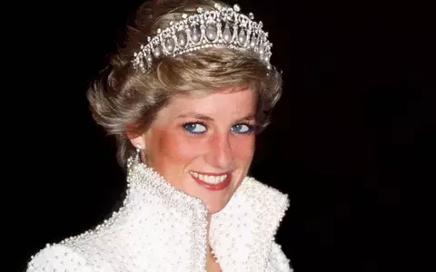 O bijuterie purtată de Prințesa Diana, scoasă la licitație, pentru o sumă fabuloasă