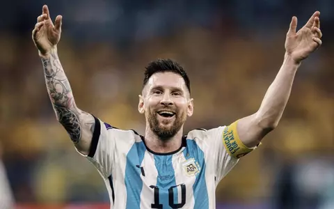 "Înainte să mor vreau să te îmbrățișez". Scrisoarea impresionantă primită de Messi din partea primei învățătoare