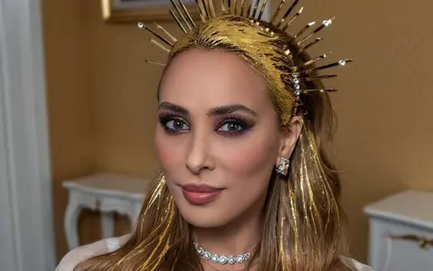 Iulia Vântur, demonstrație de dans pe Instagram, alături de o vedetă din India. E super sexy într-un costum perfect mulat