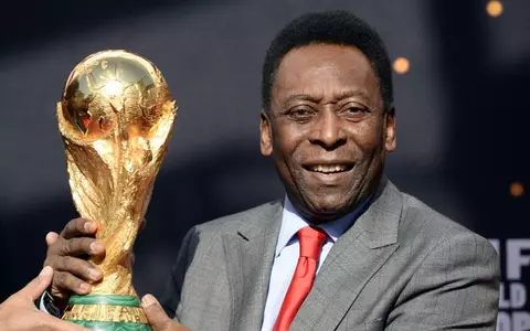 Pele a murit. Legendarul fotbalist s-a stins din viață la 82 de ani