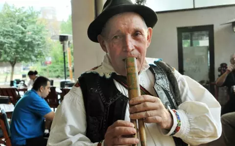 Nicolae Pitiș a murit, la 83 de ani. Interpretul de muzică populară a primit titulatura de „tezaur uman viu“, din partea UNESCO