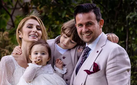 Cine este Robert Tudor, finalist Power Couple. Magicianul a făcut box, este căsătorit și are doi copii