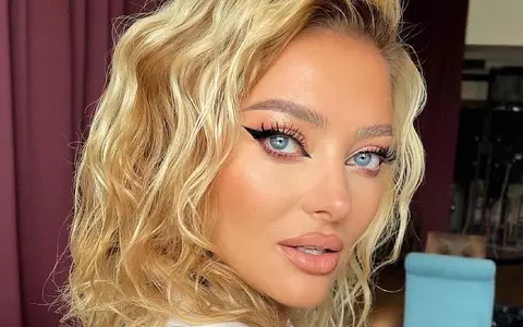 Cum arată Delia în costum de baie, la 40 de ani. S-a afișat în ipostaze sexy, în vacanța din Thailanda: „Femeia perfectă”