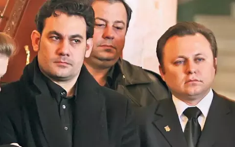 Dragoș Dolănescu, după ce fratele lui, Ionuț, l-a renegat public, într-o melodie: „Nu m-am folosit de numele lui tata să ajung cineva. Nu eu lansez piese cu scandal” / EXCLUSIV