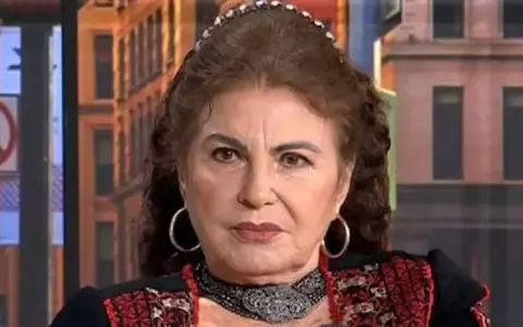Irina Loghin e în doliu, după ce i-a murit sora, dar se pregătește de botezul nepoatei: „S-a prăpădit...”. Cine sunt nașii micuței Ana / EXCLUSIV