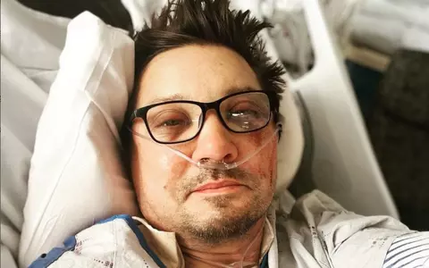 Jeremy Renner a fost strivit de un plug de zăpadă, încercând să-și salveze nepotul. Cum se simte actorul, după ce și-a rupt 30 de oase: „Am fost foarte...”