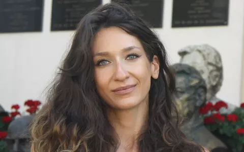 Ce trucuri de frumusețe are Ioana Dichiseanu. Nu-și mai vopsește părul de 3 ani și folosește șampon pentru cai: „Am văzut-o și pe mama de mică cum se îngrijește” / EXCLUSIV