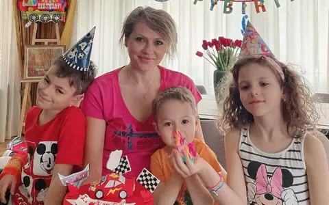 Cum își educă Mirela Vaida cei 3 copii: „Înțeleg că, atunci când ridic tonul, lucrurile sunt grave. Și noi aplicăm pedepse”. De ce nu-i lasă să se uite la emisiunile ei / EXCLUSIV