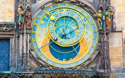 Horoscop 5 februarie 2023. Iubire și afecțiune pentru patru zodii