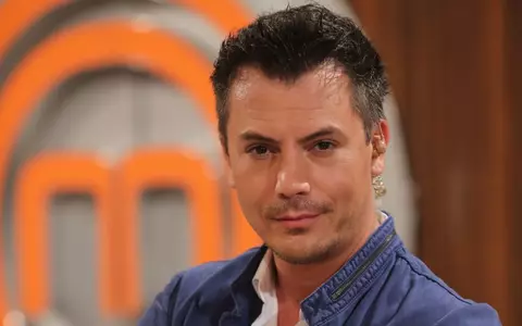 Ce a pățit Răzvan Fodor într-o benzinărie: „Îi știți pe ăia de pun întrebări din alea idioate?”. Prezentatorul TV a fost scos din sărite