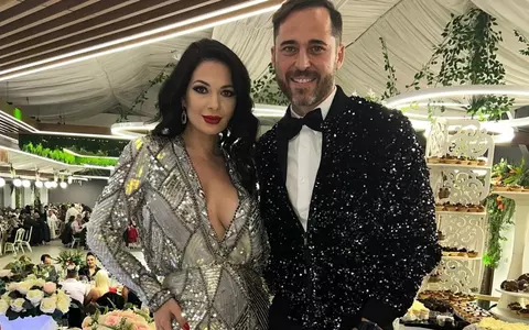 Deea Maxer l-a șters pe Dinu Maxer de pe Instagram, după anunțul divorțului. Artista a păstrat însă imagini cu alți bărbați pe contul ei