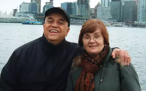 Văduva lui Benone Sinulescu dă de pomană pentru regretatul artist, de Paștele Blajinilor: „Pentru sufletul lui...”. Nu a mai fost la mormânt o perioadă, din cauza problemelor de sănătate / EXCLUSIV