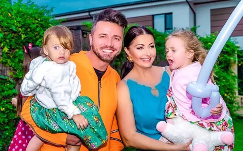 Cu cine își lasă Gabriela Cristea și Tavi Clonda fiicele atunci când sunt ocupați: „Sunt ca un fel de bunici”. Nu-și doresc al treilea copil