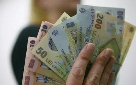 Se dau 640 de lei de la stat pentru masa de Paște. Cine sunt cei care vor beneficia de acest program