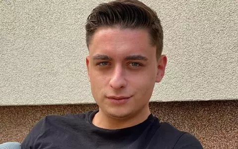 Cine este Radu Țibulcă. Și-a dat demisia de la Kanal D, după ce a apărut în serialul Moldovenii