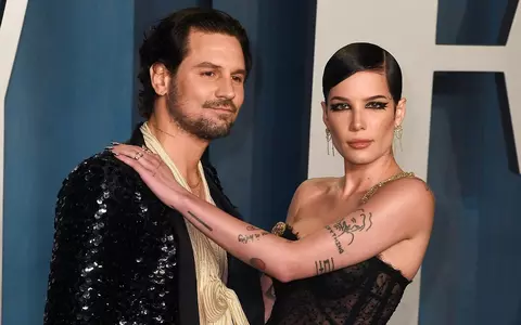 Halsey și Alev Aydin s-au despărțit, după 3 ani de relație. Artista vrea custodia exclusivă a fiului lor