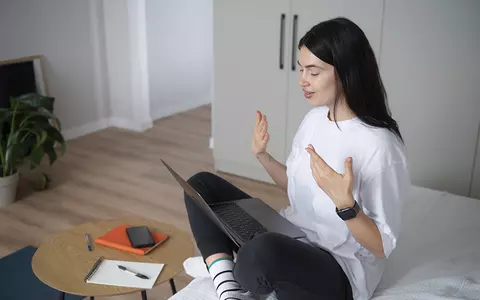 Beneficiile terapiei pentru noi, pentru cei din jur și pentru societate