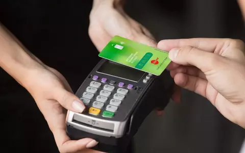 Ce poți cumpăra cu cardul Edenred de vacanță. Lista completă cu serviciile pe care le poți achita