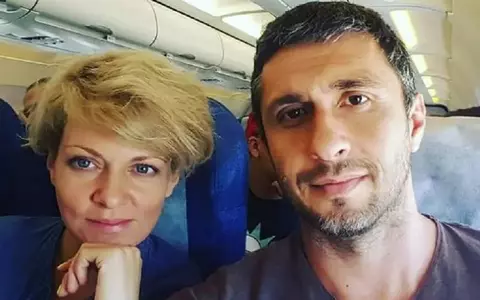 Ce crede Dragoș Bucur despre credință și cât de importantă este pentru familia lui: „Mi-am dat seama că a devenit cool să fii ateu și un semn de primitivism să fii creștin” / EXCLUSIV